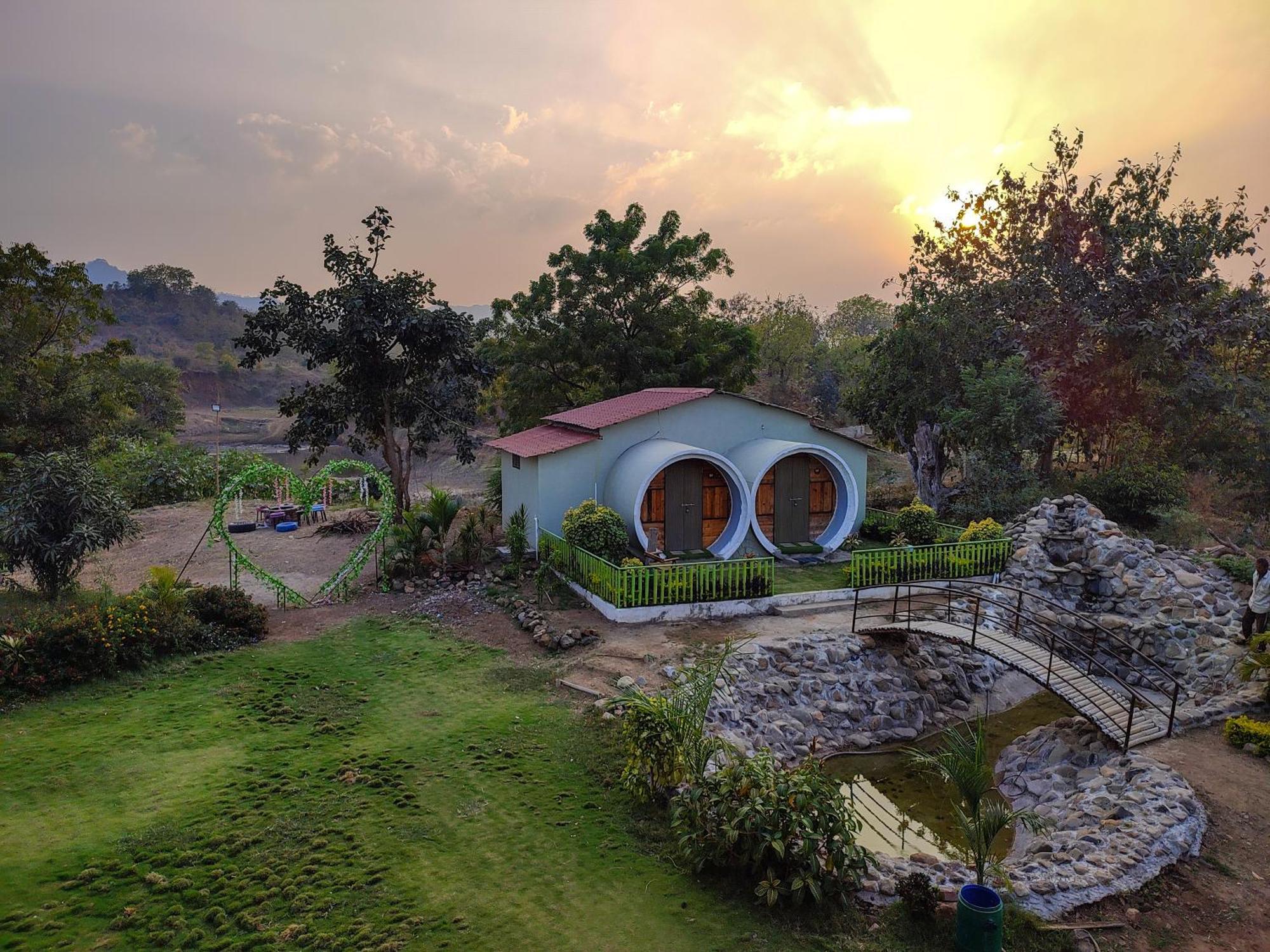 Rajpipla Van Vagdo Resort מראה חיצוני תמונה