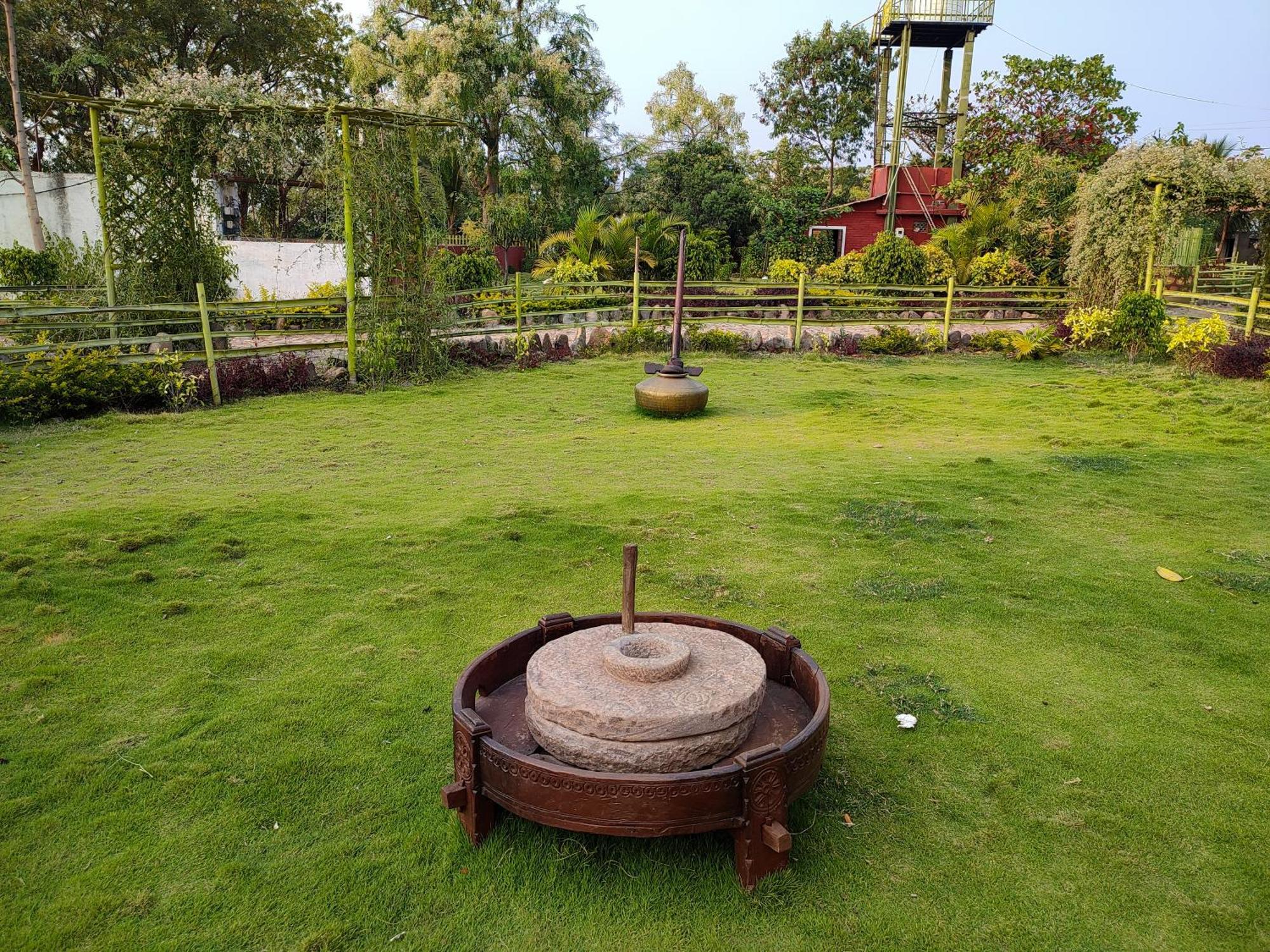 Rajpipla Van Vagdo Resort מראה חיצוני תמונה
