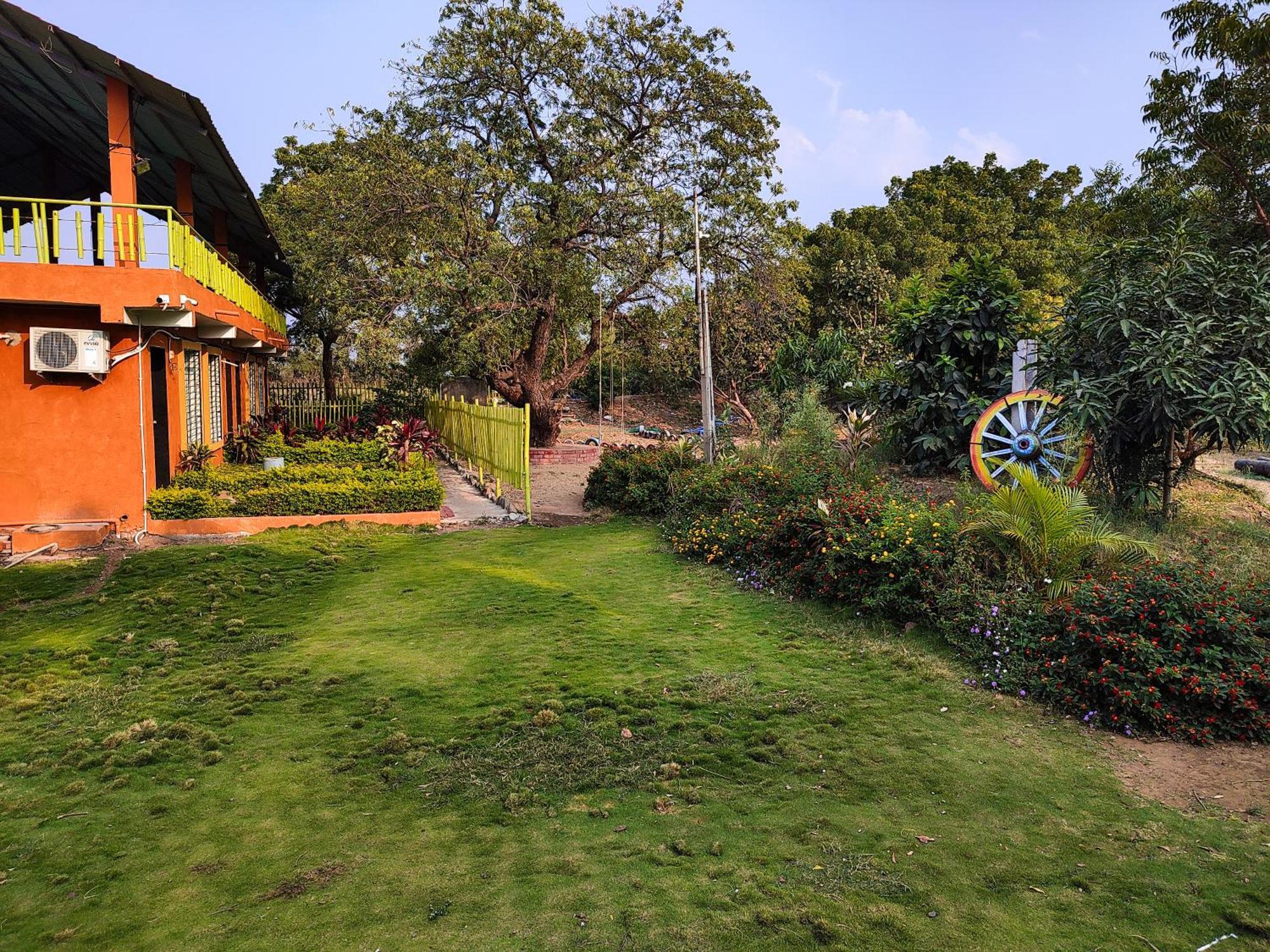 Rajpipla Van Vagdo Resort מראה חיצוני תמונה
