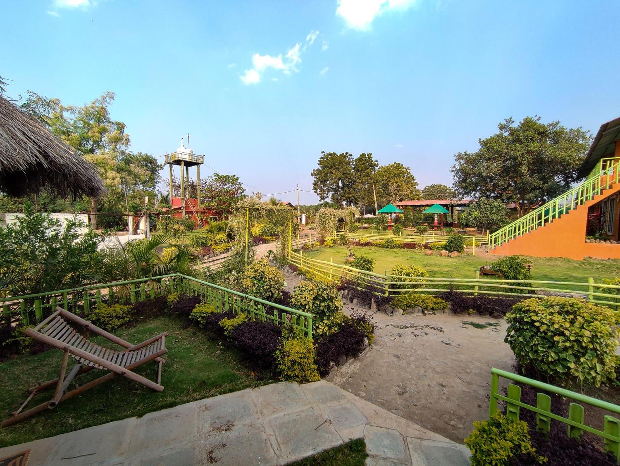 Rajpipla Van Vagdo Resort מראה חיצוני תמונה